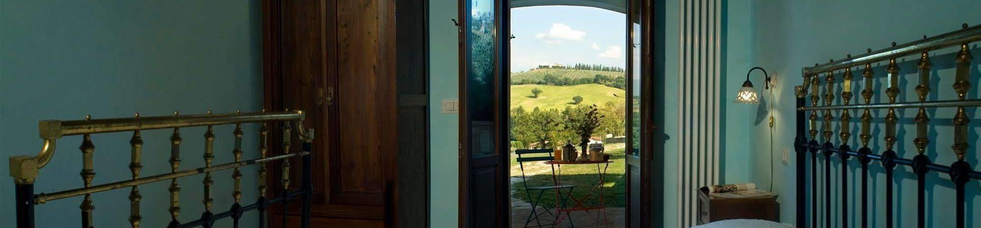 Borgo Le Capannelle Aparthotel Castel Ritaldi Exteriör bild
